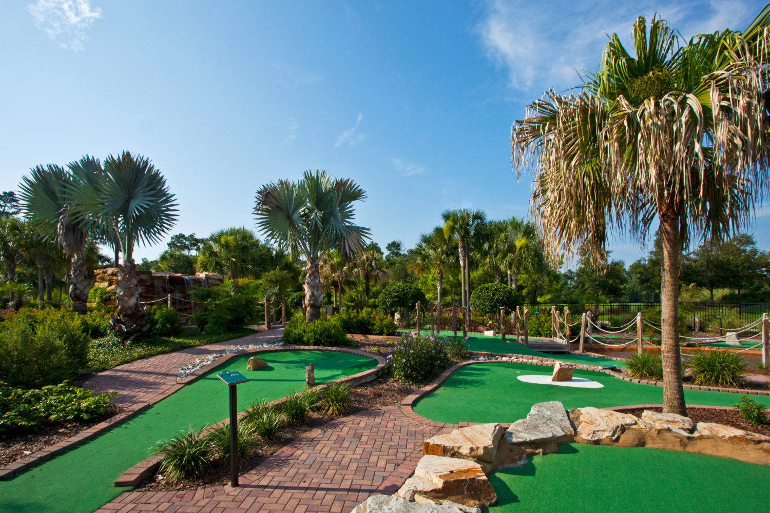 RIR_amenities_IslandGolf_03